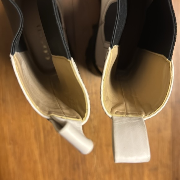Coach Alexa white platform leather heeled Chelsea booties - Picture 6 of 9